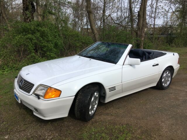 Beautiful SL: White and Gray, with Rich Blue inside; Runs, Drives, Looks Great! 1993 Mercedes-Benz SL-Class