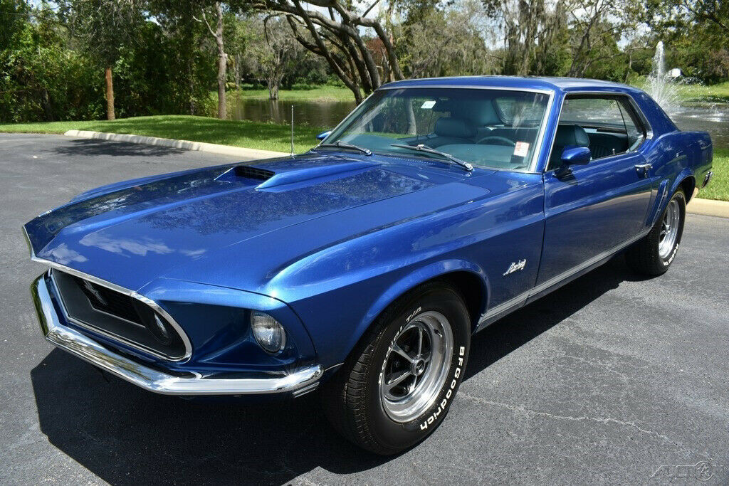 1969 Ford Mustang One Family Owned 302ci V8 - photo 10