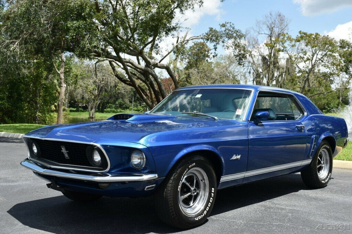 1969 Ford Mustang One Family Owned 302ci V8 - photo 4