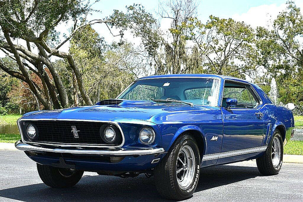 1969 Ford Mustang One Family Owned 302ci V8 - photo 9
