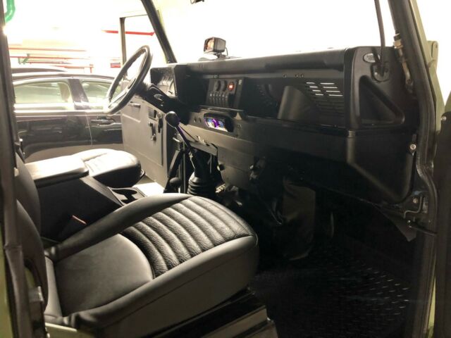 1985 Land Rover Defender 90 - photo 12