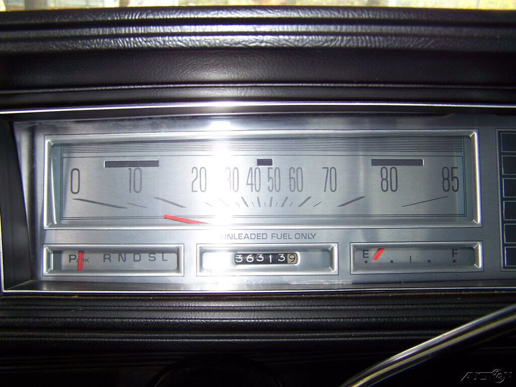 1978 Oldsmobile Cutlass 36K SALON BROUGHAM 5.0L 305 V8 COLD A/C FASTBACK COUPE - photo 9