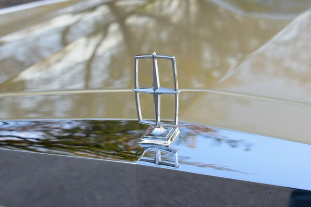 1979 Lincoln Continental Town Coupe - photo 7