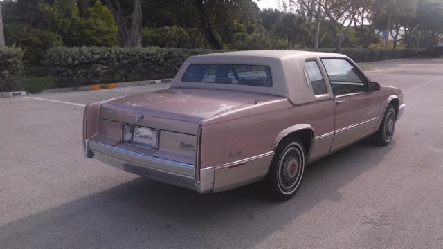1990 Cadillac DeVille Base Coupe 2-Door - photo 5