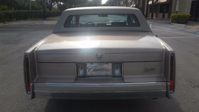 1990 Cadillac DeVille Base Coupe 2-Door - photo 6
