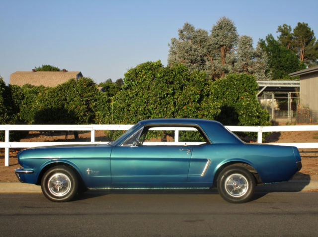 BEAUTIFUL TROPHY WINNING RUST FREE 1965 MUSTANG COUPE LOCAL SHOW LEVEL CONDITION 1965 Ford Mustang