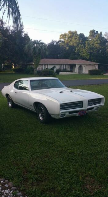 1969 Pontiac GTO Sport coupe - photo 3