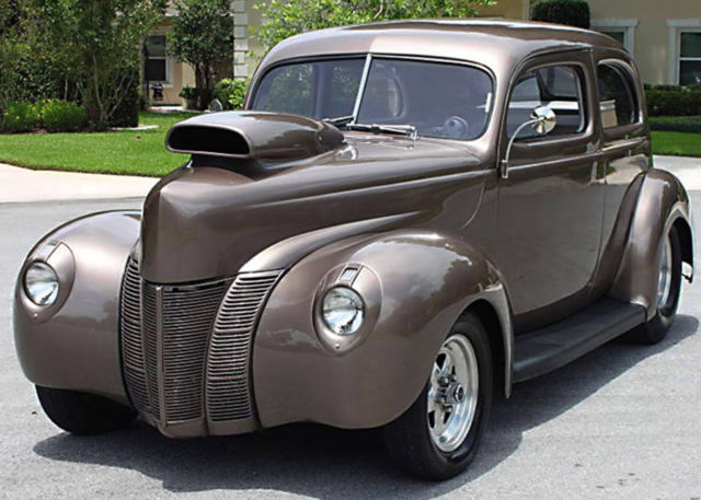 BEAUTIFUL TUBBED CUSTOM - 1940 Ford Tudor Sedan 1940 Ford TUDOR SEDAN HOTROD - TUBBED