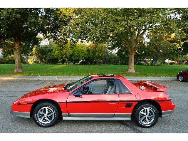 1985 Pontiac Fiero GT - photo 9