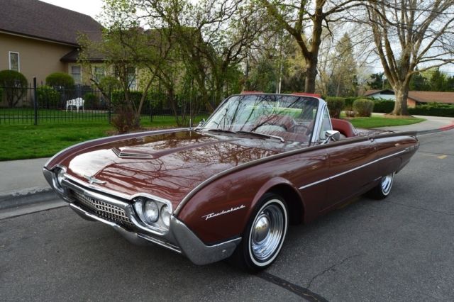 1962 Ford Thunderbird Convertible - photo 11