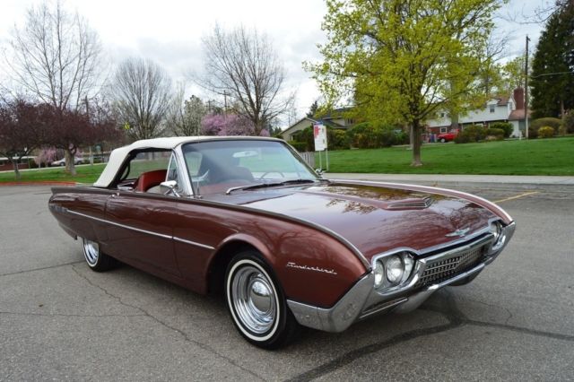 1962 Ford Thunderbird Convertible - photo 3