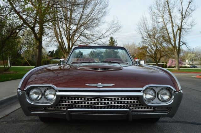 1962 Ford Thunderbird Convertible - photo 9