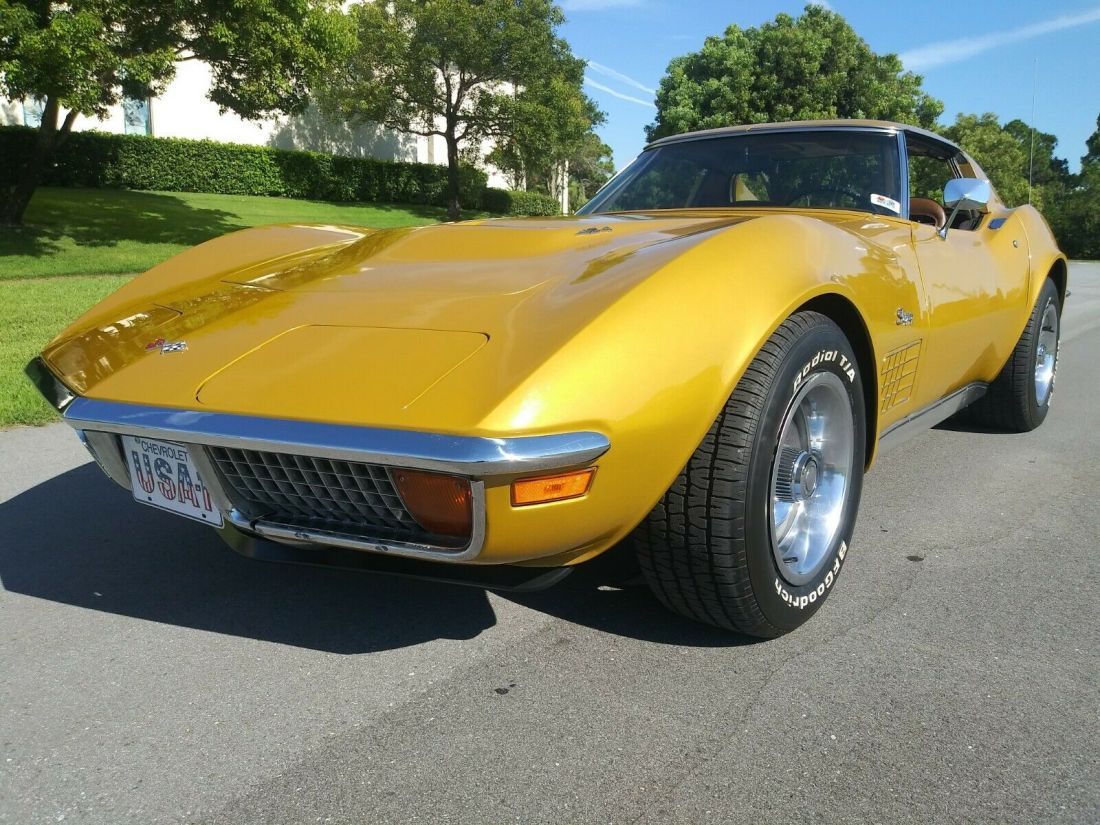 BEAUTIFUL WAR BONNET YELLOW 1972. CORVETTE CPE 454 BIG BLOCK 4- SPEED. 1972 Chevrolet Corvette