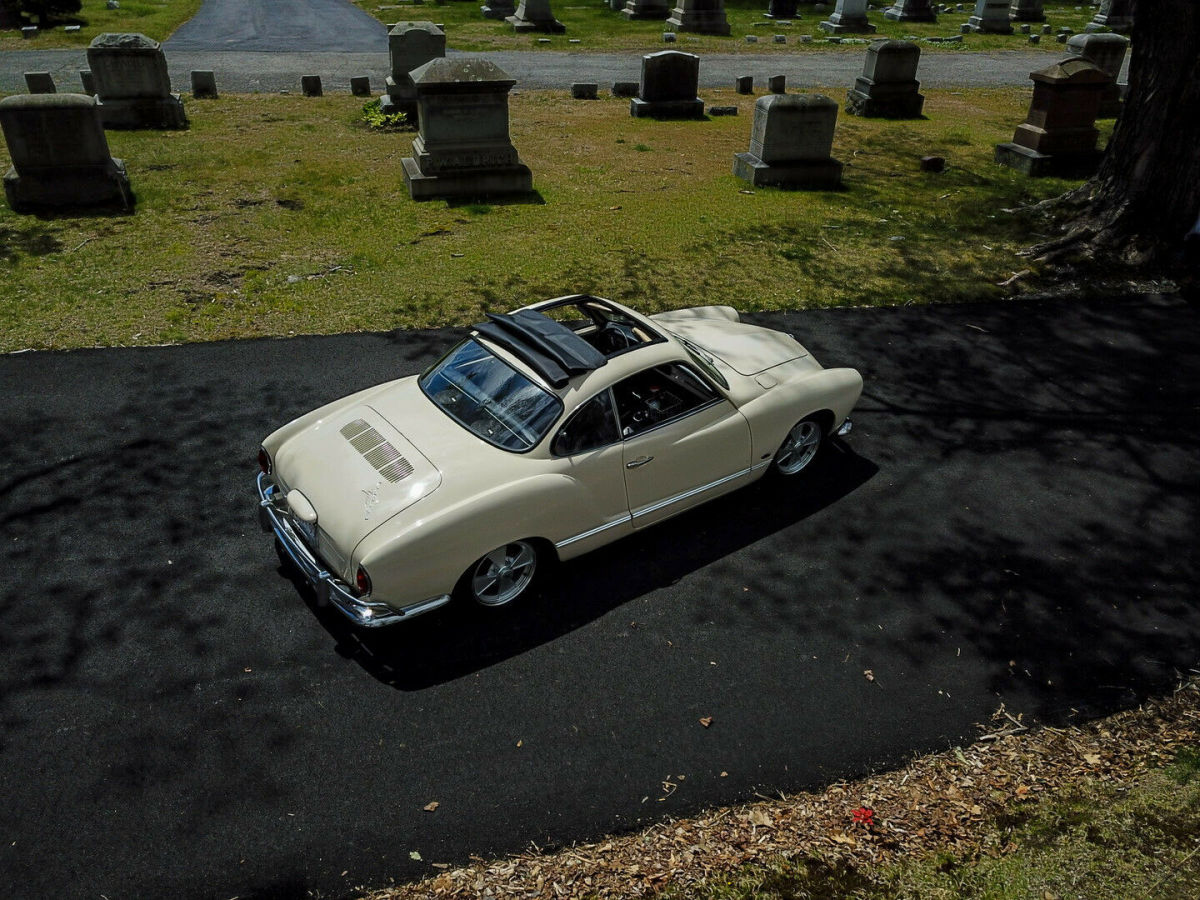 1968 Volkswagen Karmann Ghia Deluxe - photo 11