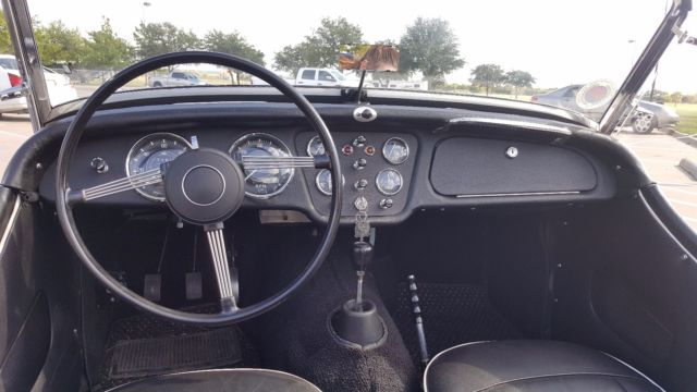 1959 Triumph TR3 Roadster - photo 2