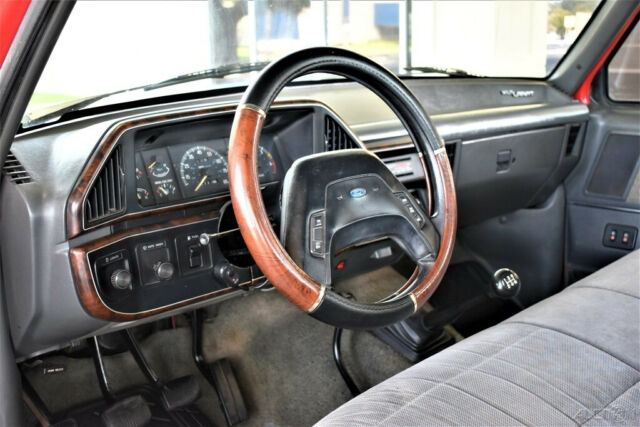 1989 Ford F-350 XLT 7.3L Diesel Long Bed 4x4 - photo 8