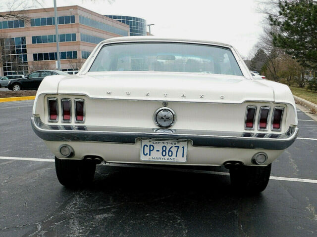 1968 Ford Mustang Hardtop, Sprint Pkg 'B', A/C, Auto V-8 - photo 6