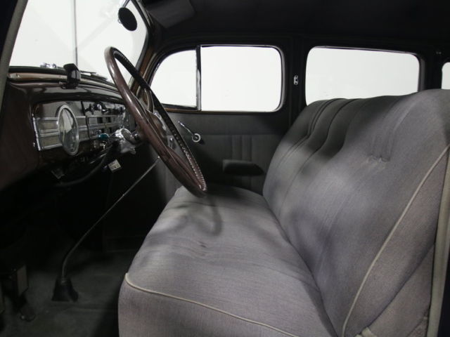 1937 Packard 120 - photo 4
