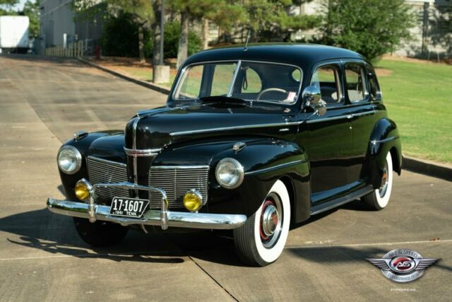 Beautifully Restored 1941 Mercury Eight Sedan, Flathead Ford V8! 1941 Mercury Deluxe