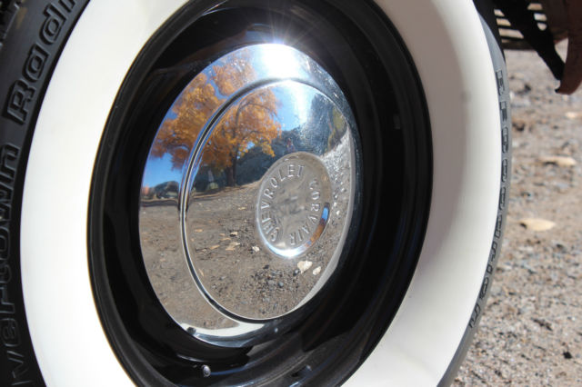 1963 Chevrolet Corvair Monza 900 Convertible - photo 12