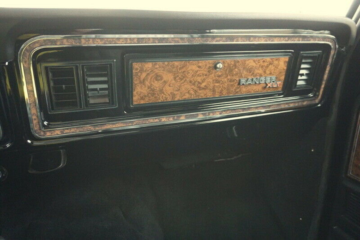1979 Ford Bronco Ranger XLT - photo 9