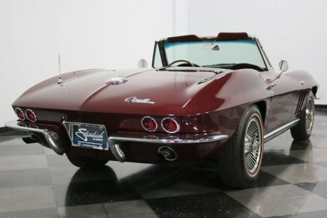 1965 Chevrolet Corvette Convertible - photo 13