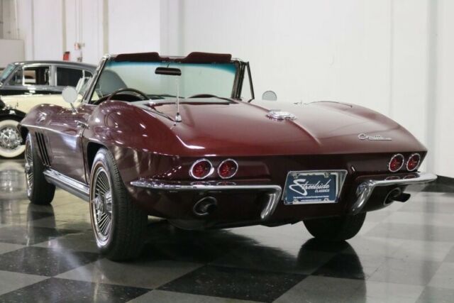1965 Chevrolet Corvette Convertible - photo 11