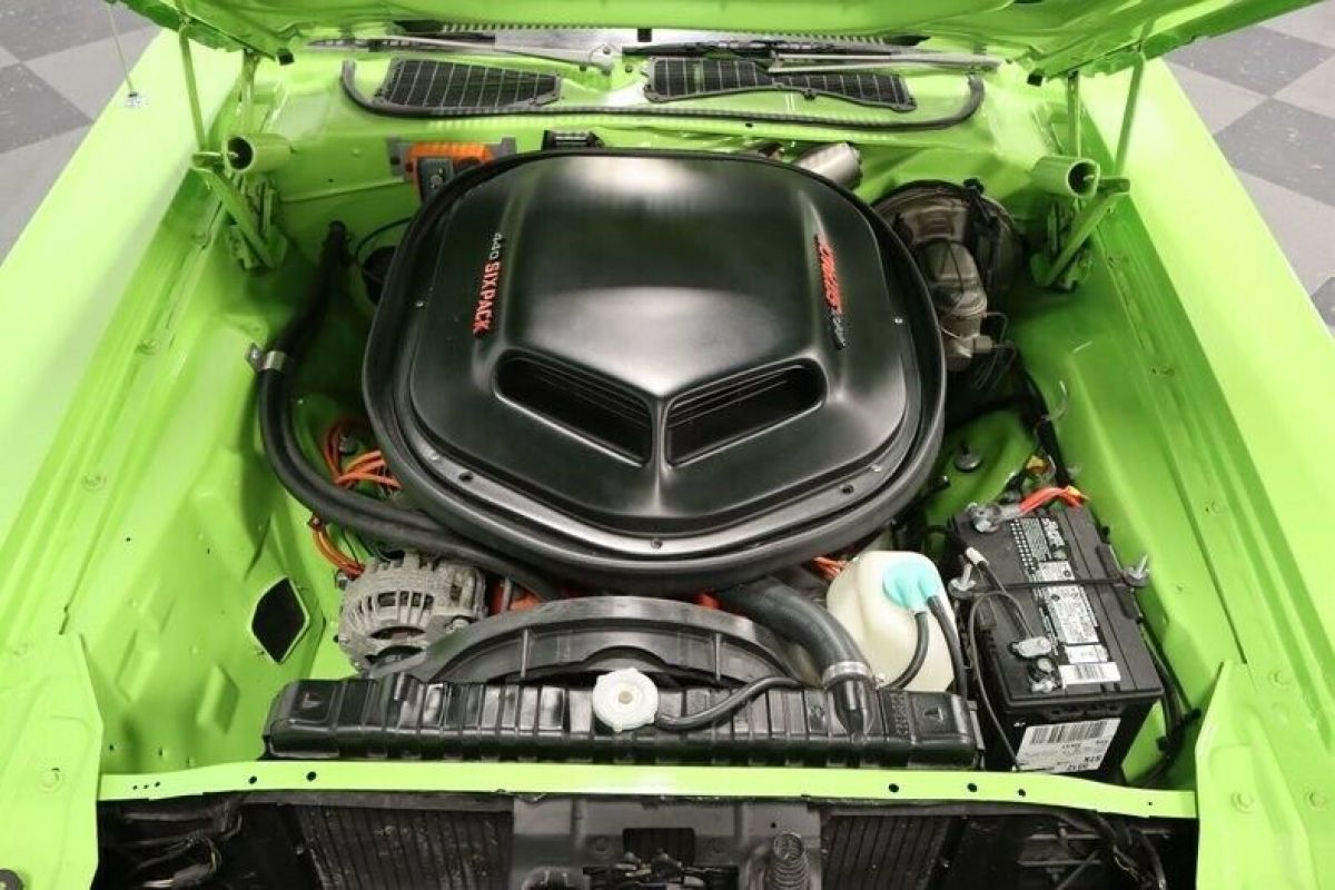 1974 Dodge Challenger R/T Tribute - photo 4