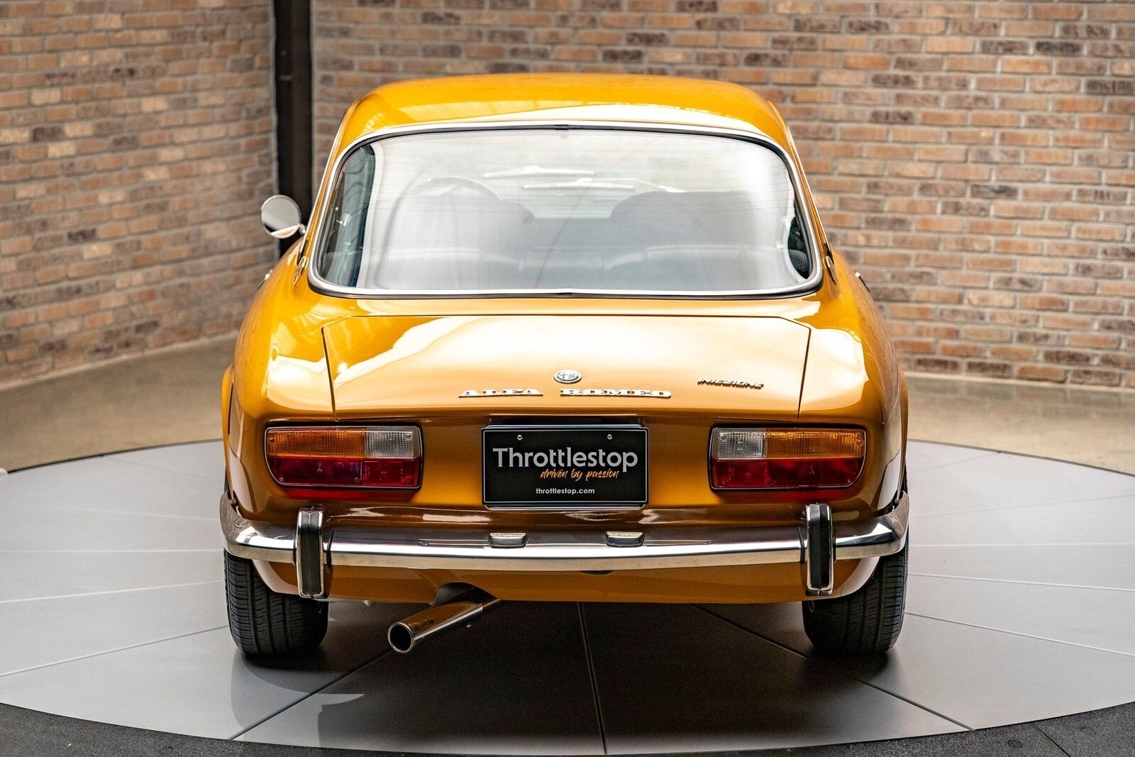 1971 Alfa Romeo GTV 1750 - photo 10