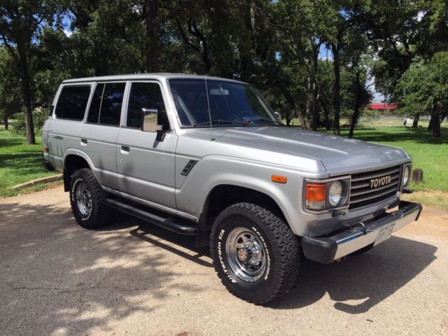 Beautifully restored FJ60, low miles, unstoppable! 1985 Toyota Land Cruiser