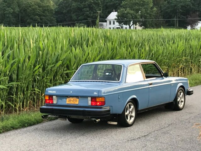 1982 Volvo 240 DL - photo 4