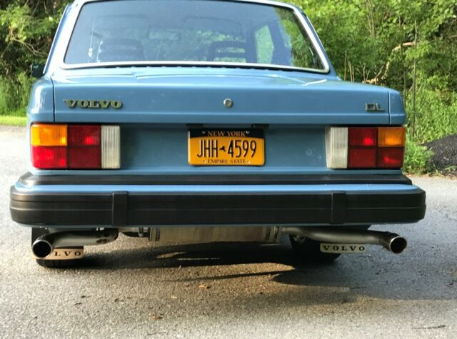1982 Volvo 240 DL - photo 6