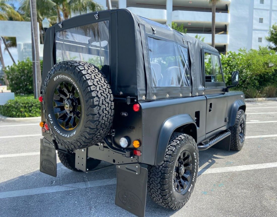 1990 Land Rover Defender - photo 4