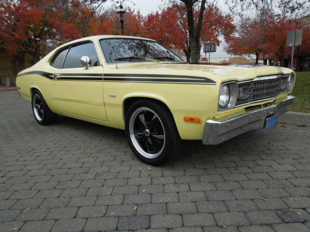 BEAUTIFULLY RESTORED PLYMOUTH DUSTER RUNS AND DRIVES GREAT 1974 Plymouth Duster