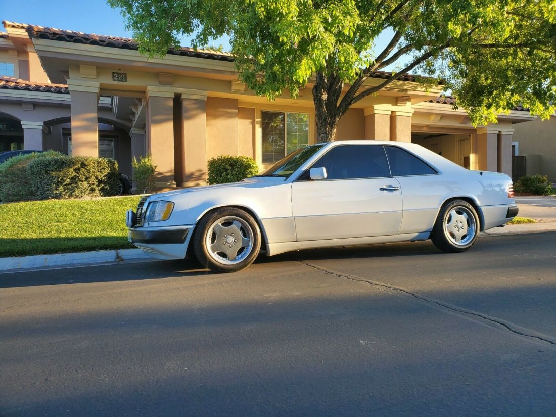 1992 Mercedes-Benz 300-Series CE - photo 2