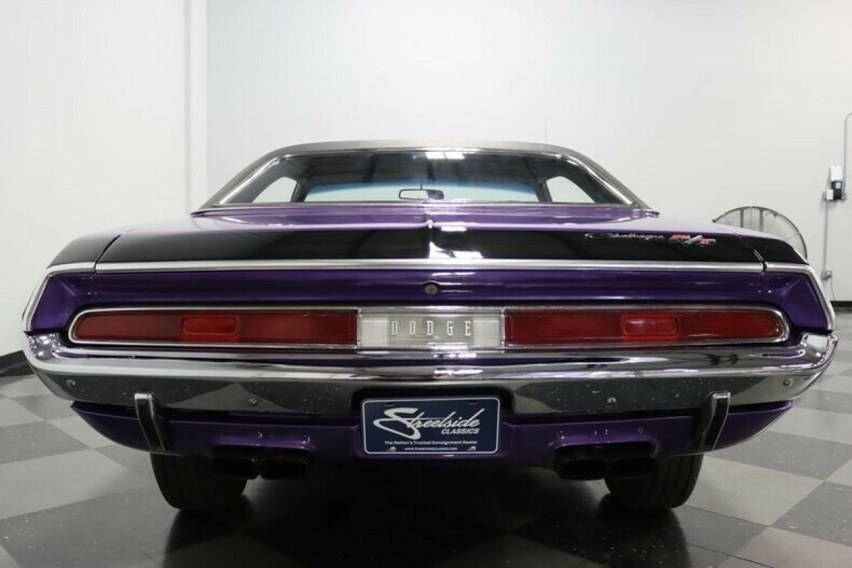 1970 Dodge Challenger R/T 440 Six-Pack - photo 12