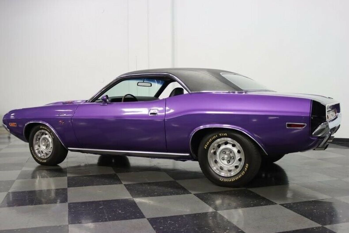 1970 Dodge Challenger R/T 440 Six-Pack - photo 9