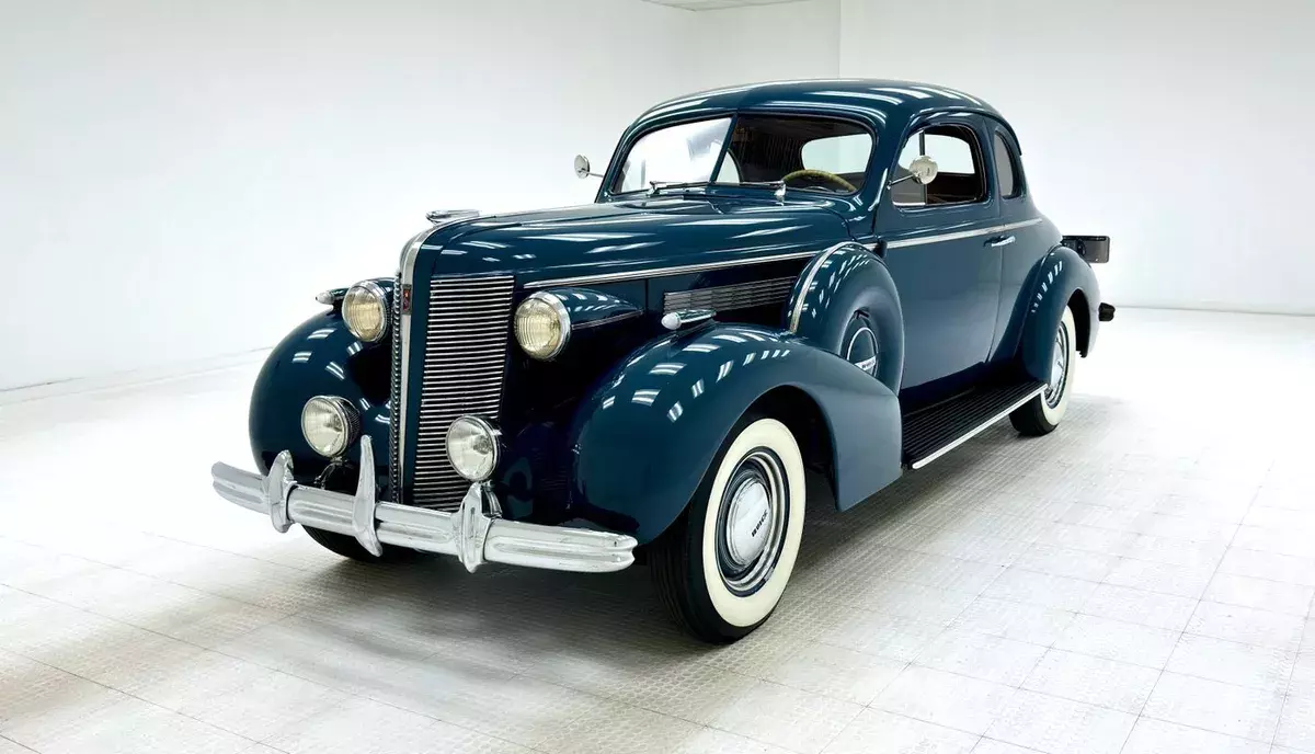 Beautifully Restored/Great Driver/248ci I8/3-Speed Manual/Cozy Plush Interior 1937 Buick 46 Special Business Coupe
