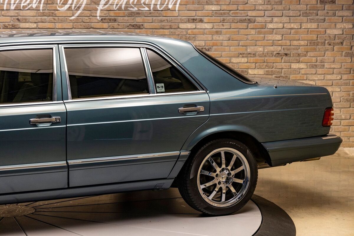 1989 Mercedes-Benz 420SEL - photo 10