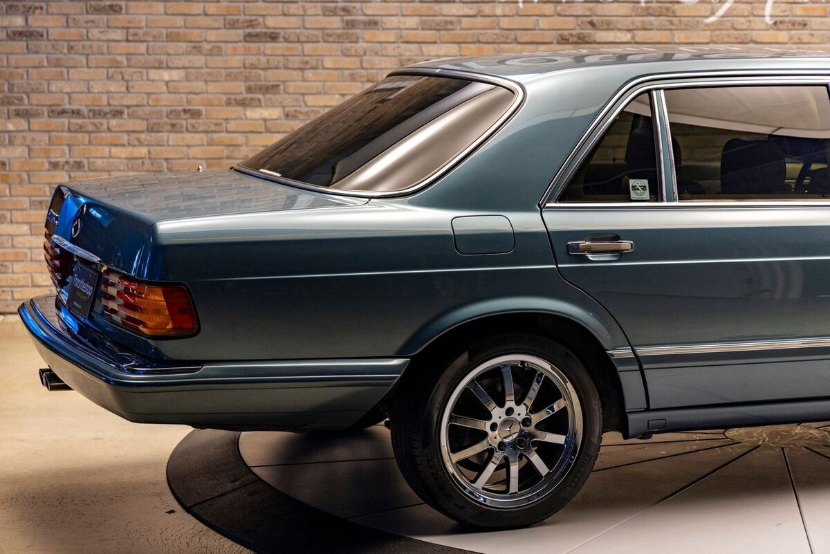 1989 Mercedes-Benz 420SEL - photo 11