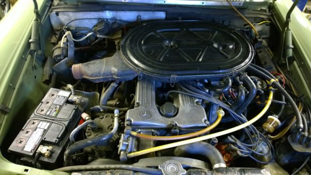1975 Mercedes-Benz 200-Series - photo 13