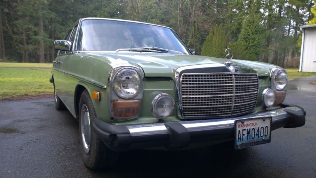 1975 Mercedes-Benz 200-Series - photo 9