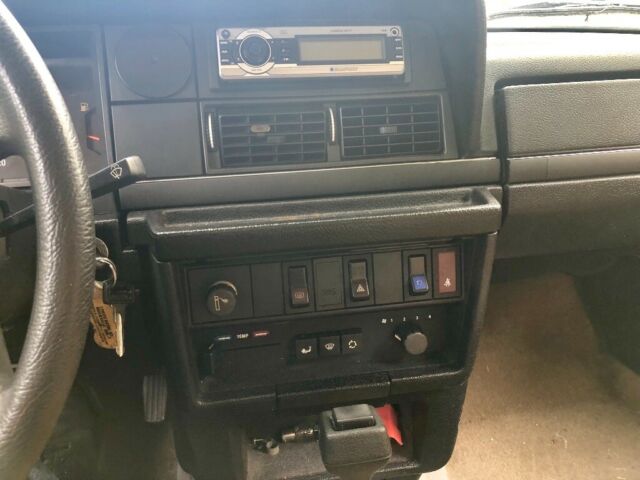 1992 Volvo 240 - photo 5