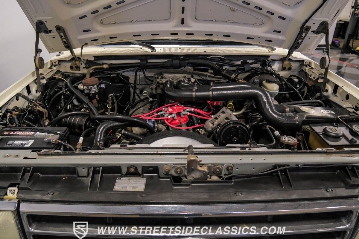 1991 Ford Bronco Centurion C350 4X4 - photo 4