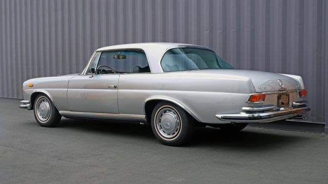 1971 Mercedes-Benz 280SE 3.5 Coupe - Type W111 - Silver/Black - 3.5L V8 - A/C - photo 10