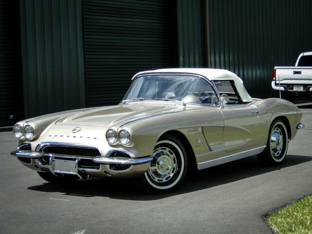 1962 Chevrolet Corvette Fuelie - photo 2