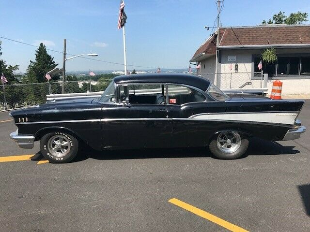 Bel-Air Driver quality onyx black with black and silver interior 1957 Chevrolet Bel Air/150/210 sport coupe