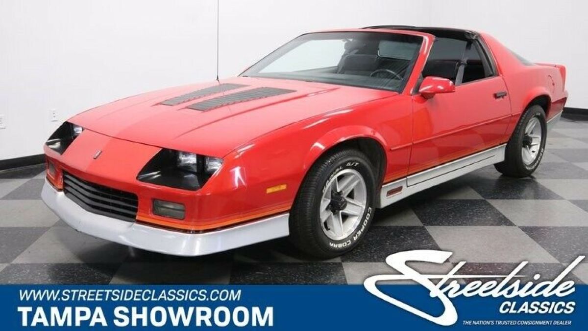 BELIEVED 61K MILES 1 OWNER CLEAN CARFAX 5.0 V8 T TOPS WELL TAKEN CARE OF 1986 Chevrolet Camaro Z/28