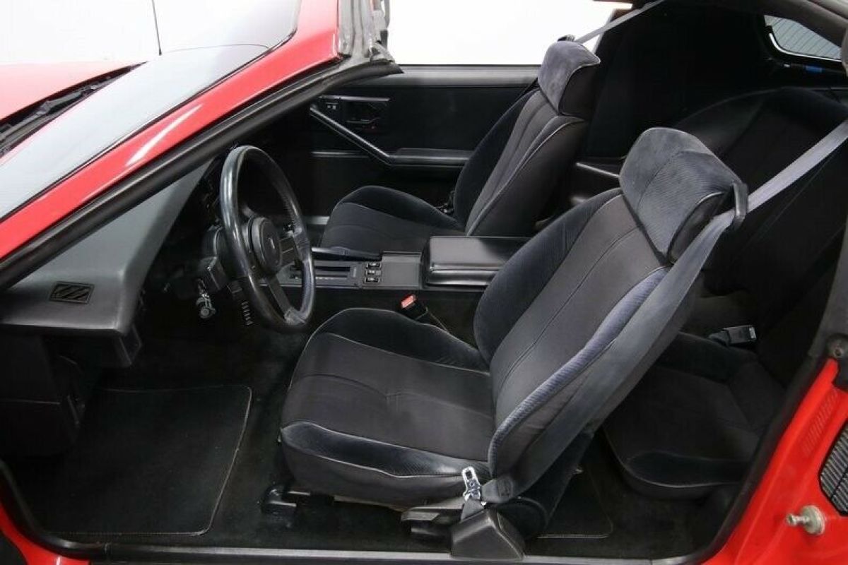 1986 Chevrolet Camaro Z/28 - photo 5