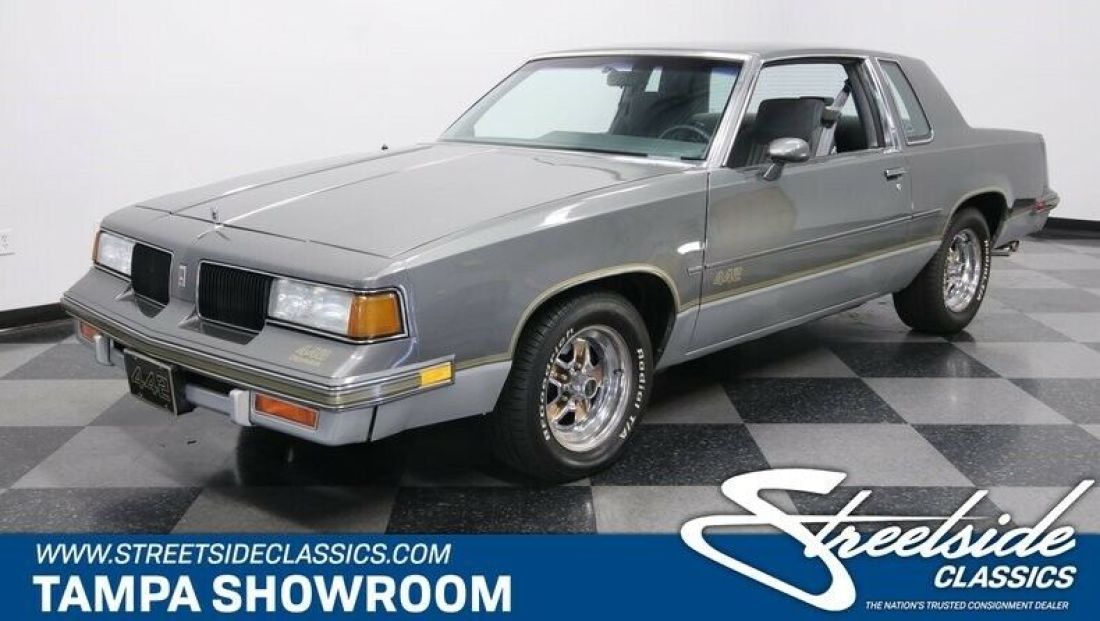 BELIEVED ACTUAL 54K MILES ORIGINAL COLORS ORIGINAL WINDOW STICKER RARE FIND 1987 Oldsmobile Cutlass Supreme 442